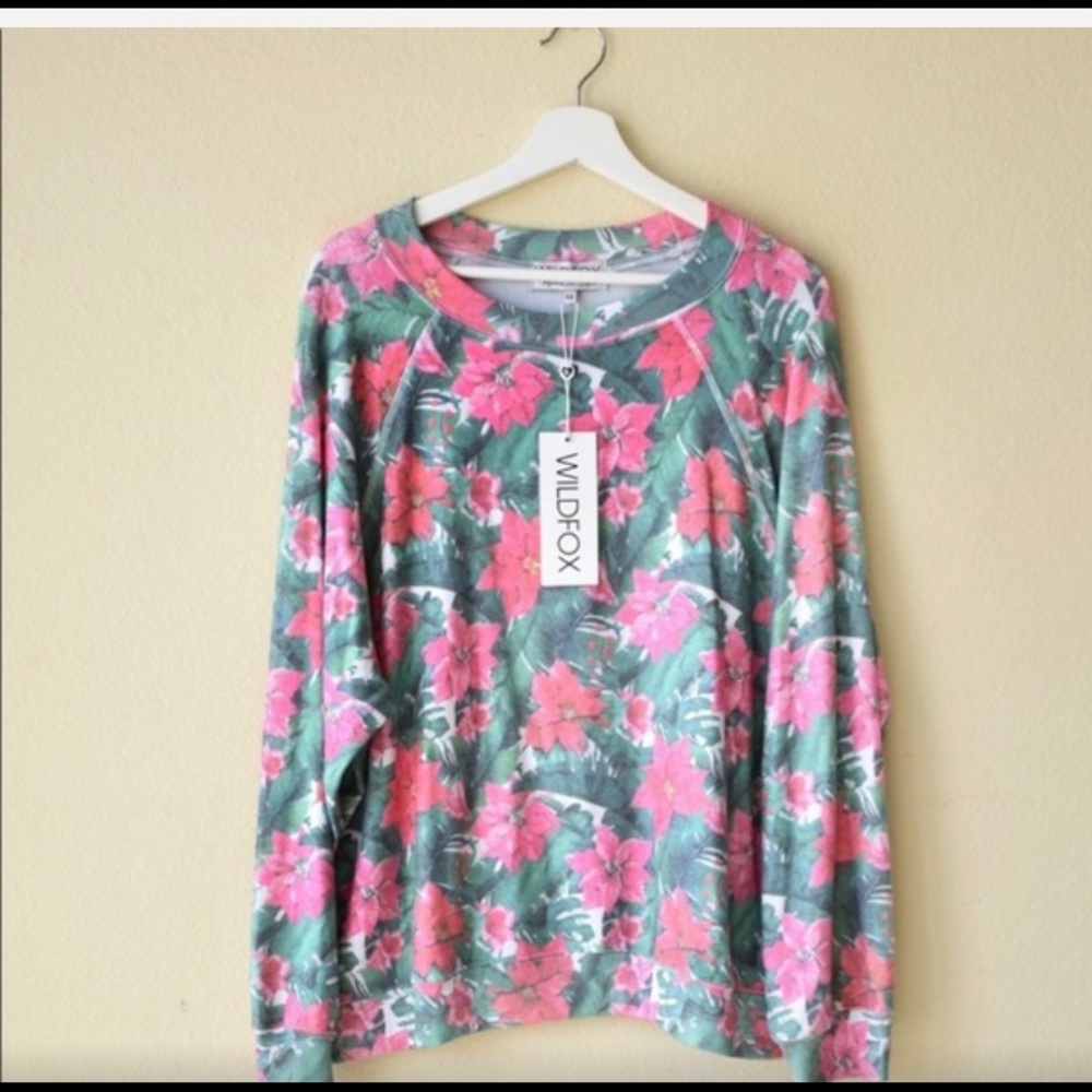 NWOT WILDFOX Island Holiday Sweater